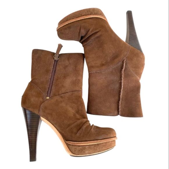 UGG Australia Bianka Suede Water-Resistant Heeled Boots Brown Size 7 - Picture 2 of 8